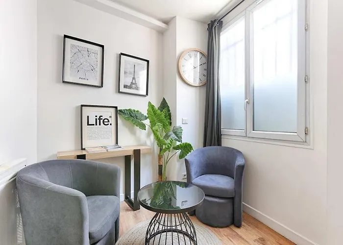 2br Montmartre Chapelle *