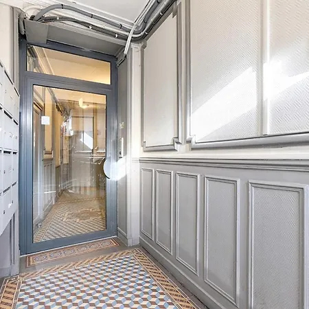 2br Montmartre Chapelle Apartmán *